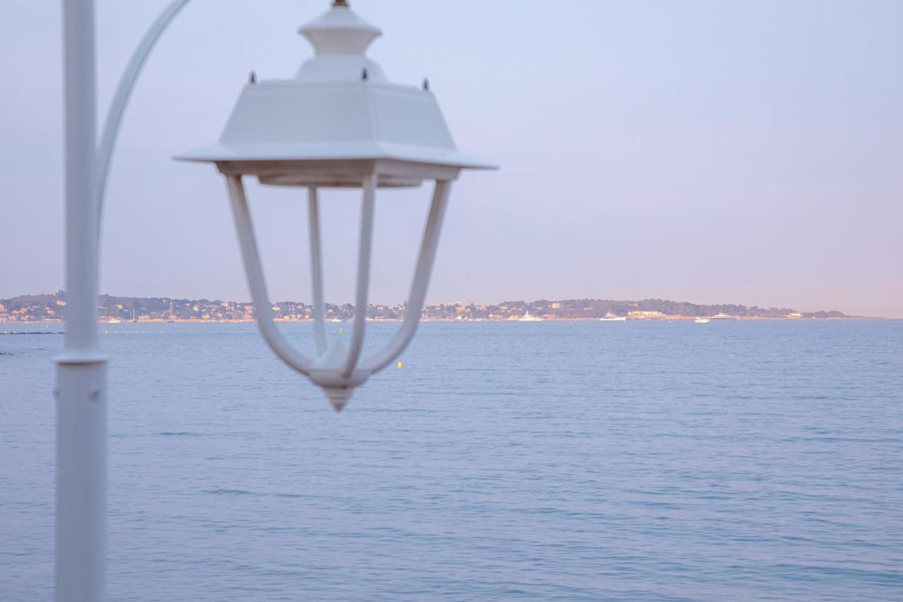 " Nid D'Amour " Evasion De Reve - Pieds Dans L'Eau Face A La Mer Cannes Esterno foto